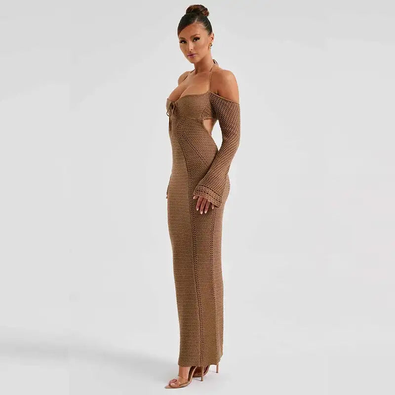 Vestido de punto con hombros descubiertos