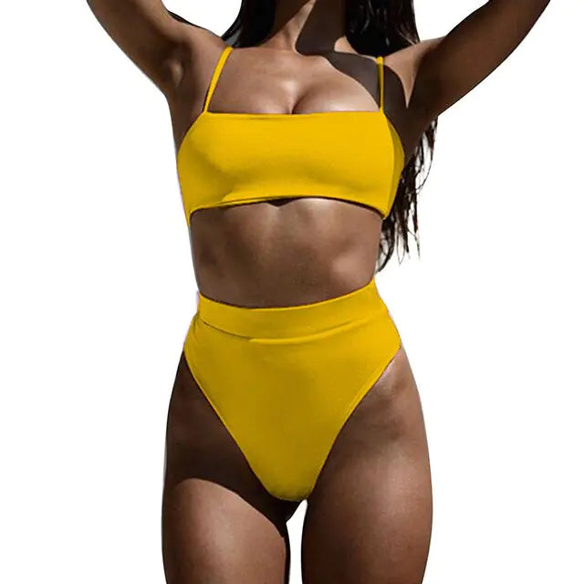 Conjunto de bikini brasileño acanalado