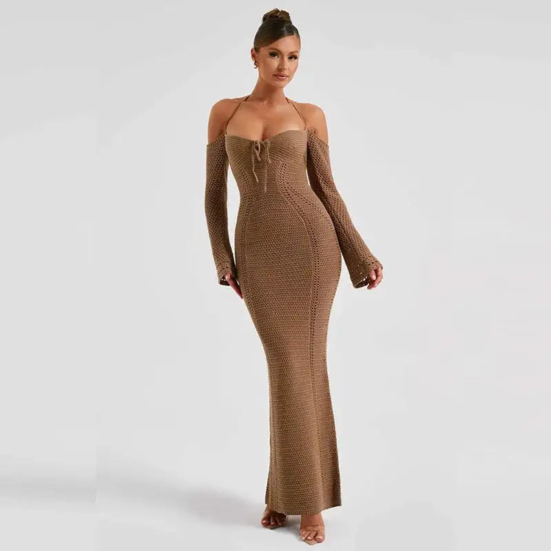 Vestido de punto con hombros descubiertos