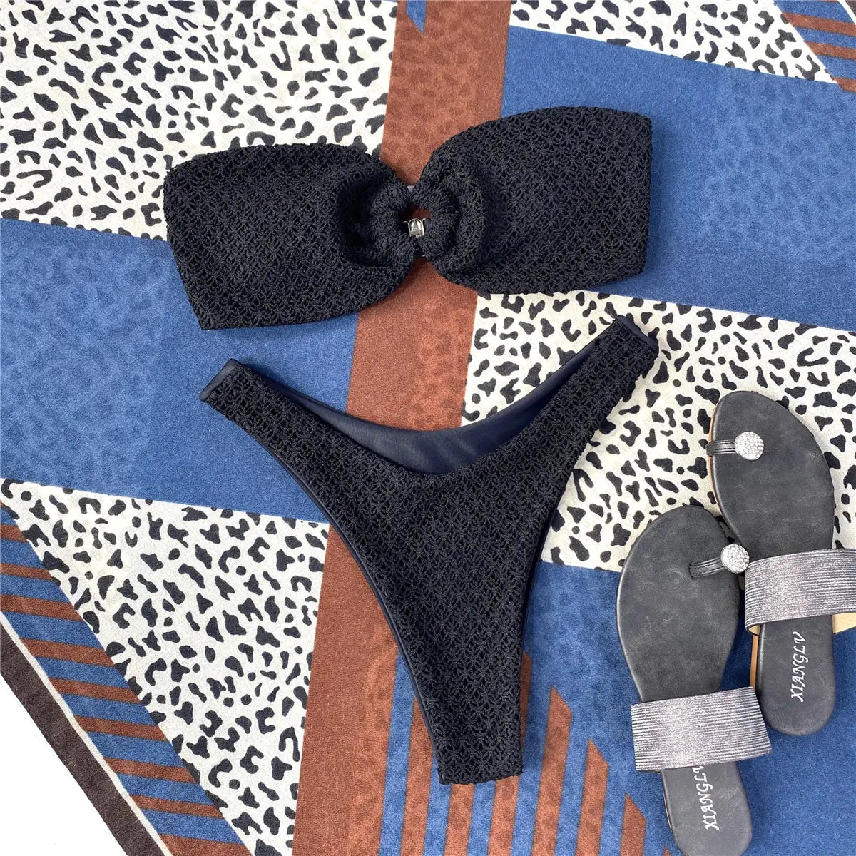 Conjunto de bikini sin tirantes