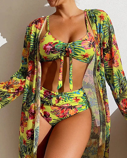 Conjunto de bikini de tres piezas con estampado floral