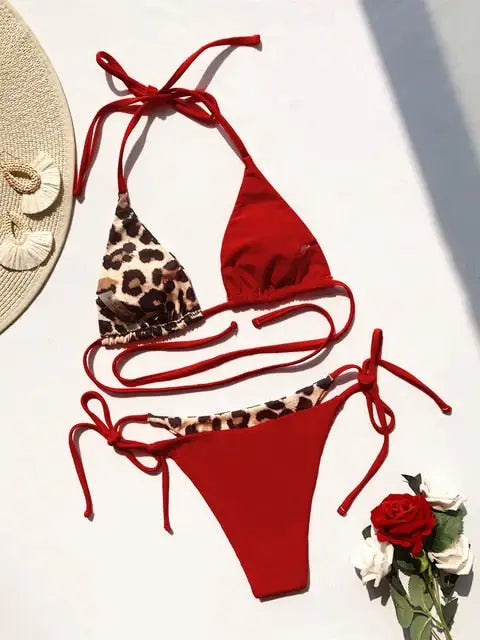 Bikini con estampado de leopardo