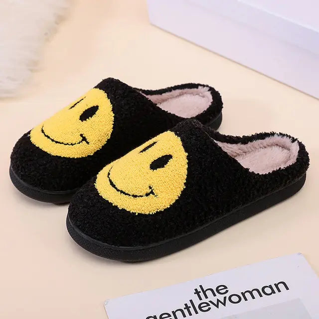 CozyFluff: Pantuflas de Franela Antideslizantes para Invierno