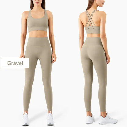 Ropa deportiva para gimnasio sin costuras