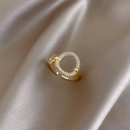 Shimmer Circle: Anillo Abierto con Zirconia para Mujer