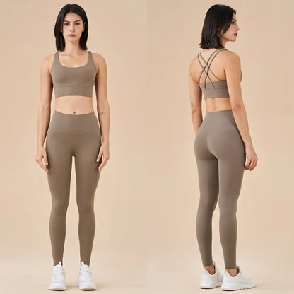 Ropa deportiva para gimnasio sin costuras