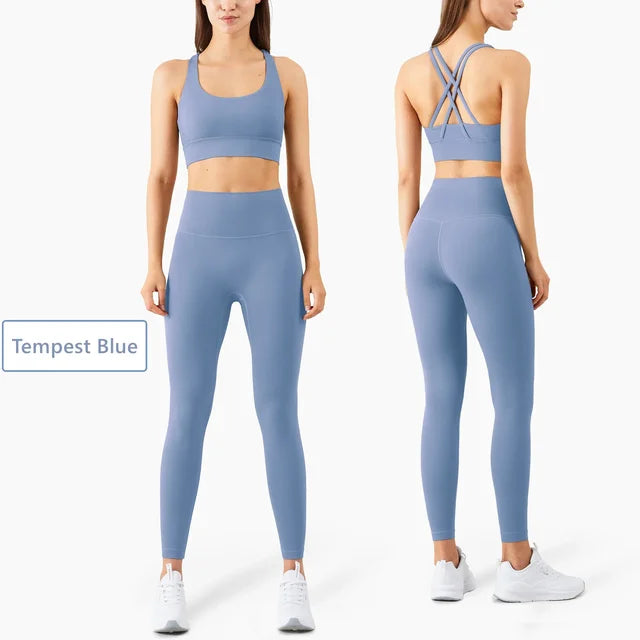 Ropa deportiva para gimnasio sin costuras