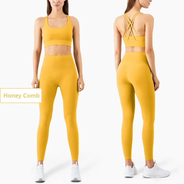 Ropa deportiva para gimnasio sin costuras