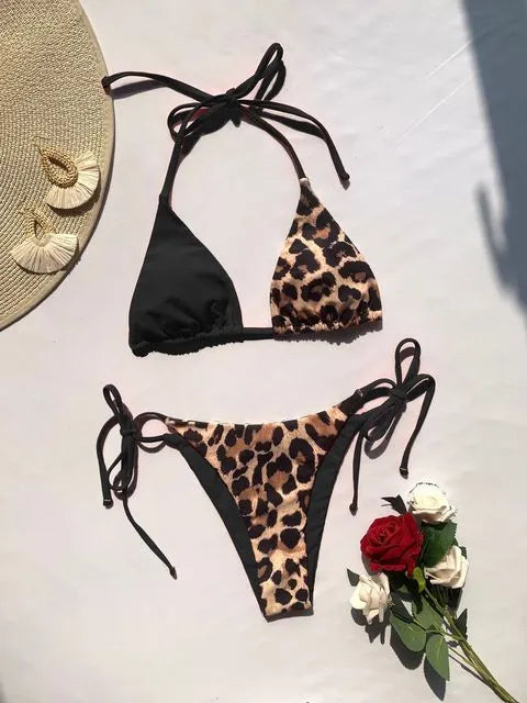 Bikini con estampado de leopardo